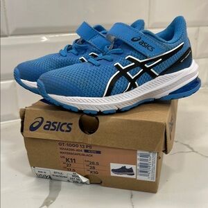 Asics Blue and Black Sneakers with Breathable Mesh